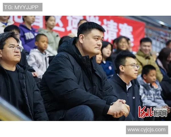 姚明在东京接受采访畅谈篮球发展与中日体育交流的未来展望