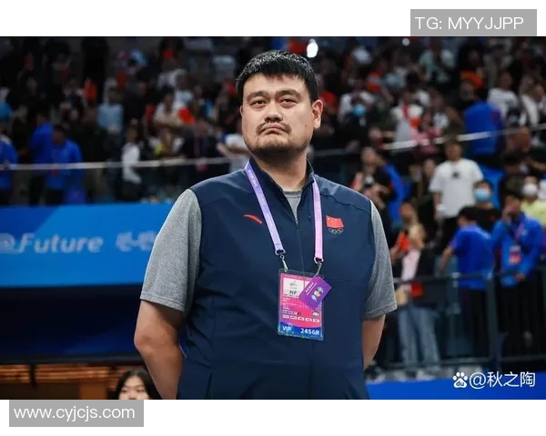 姚明小鹰队崛起之路:从篮球新星到球队领袖的传奇旅程 姚明小鹰队崛起之路:从篮球新星到球队领袖的传奇旅程