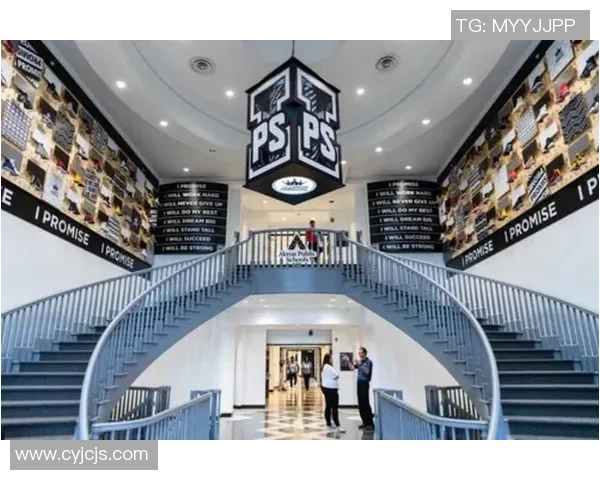 足球明星齐聚撒盐哥饭馆共享美食盛宴引发球迷热议 足球明星齐聚撒盐哥饭馆共享美食盛宴引发球迷热议